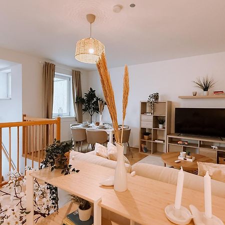 90Qm, 3 Bedrooms, Near Schoenbrunn, Balcony - Axara Housing Wien Eksteriør billede